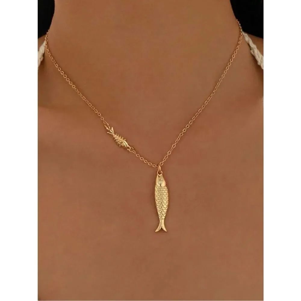 Gold Fish Charm Necklace A1940